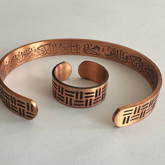 Bakırzade Çizgi Motifli Set